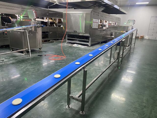 Automatic reciprocating griddle for cookie production 03